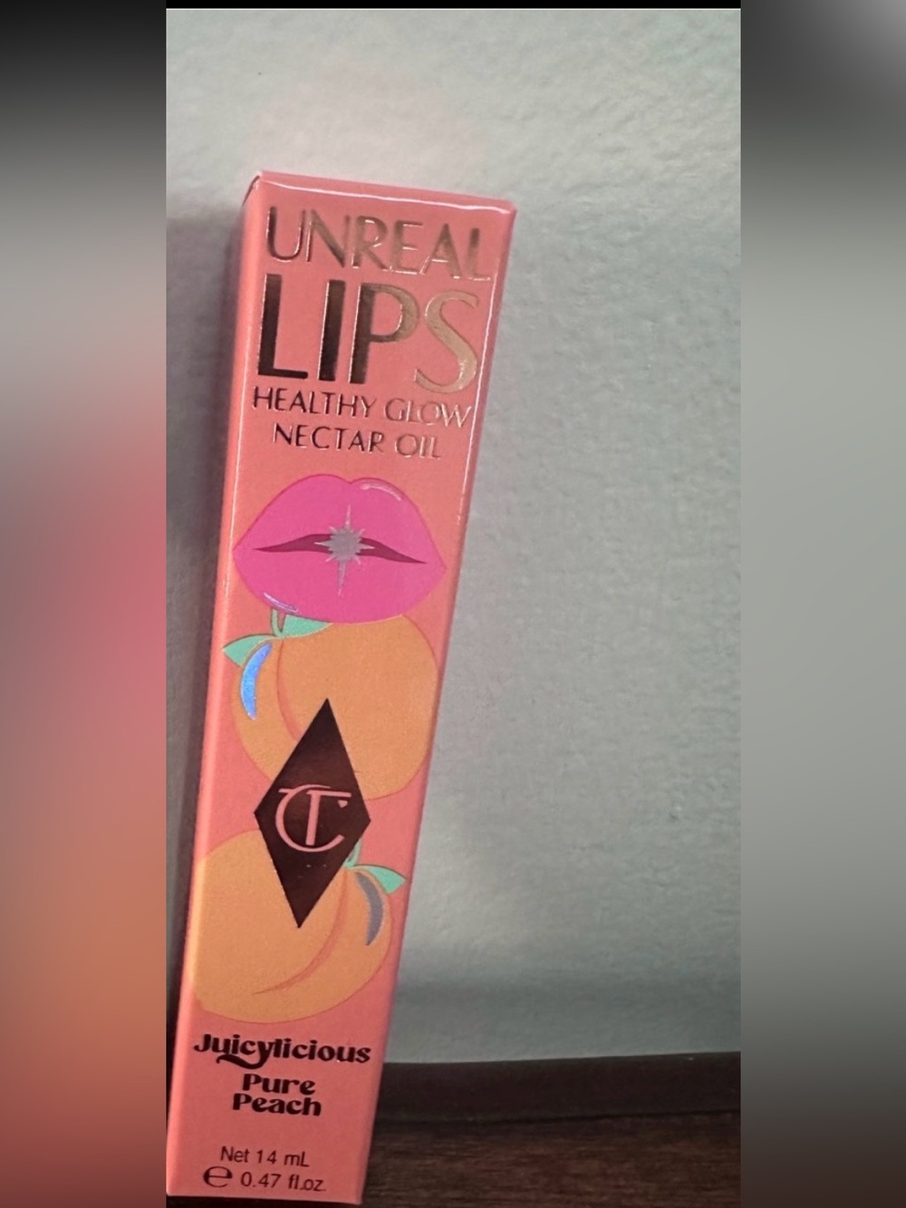 Charlotte tilbury nourishing lip oil
